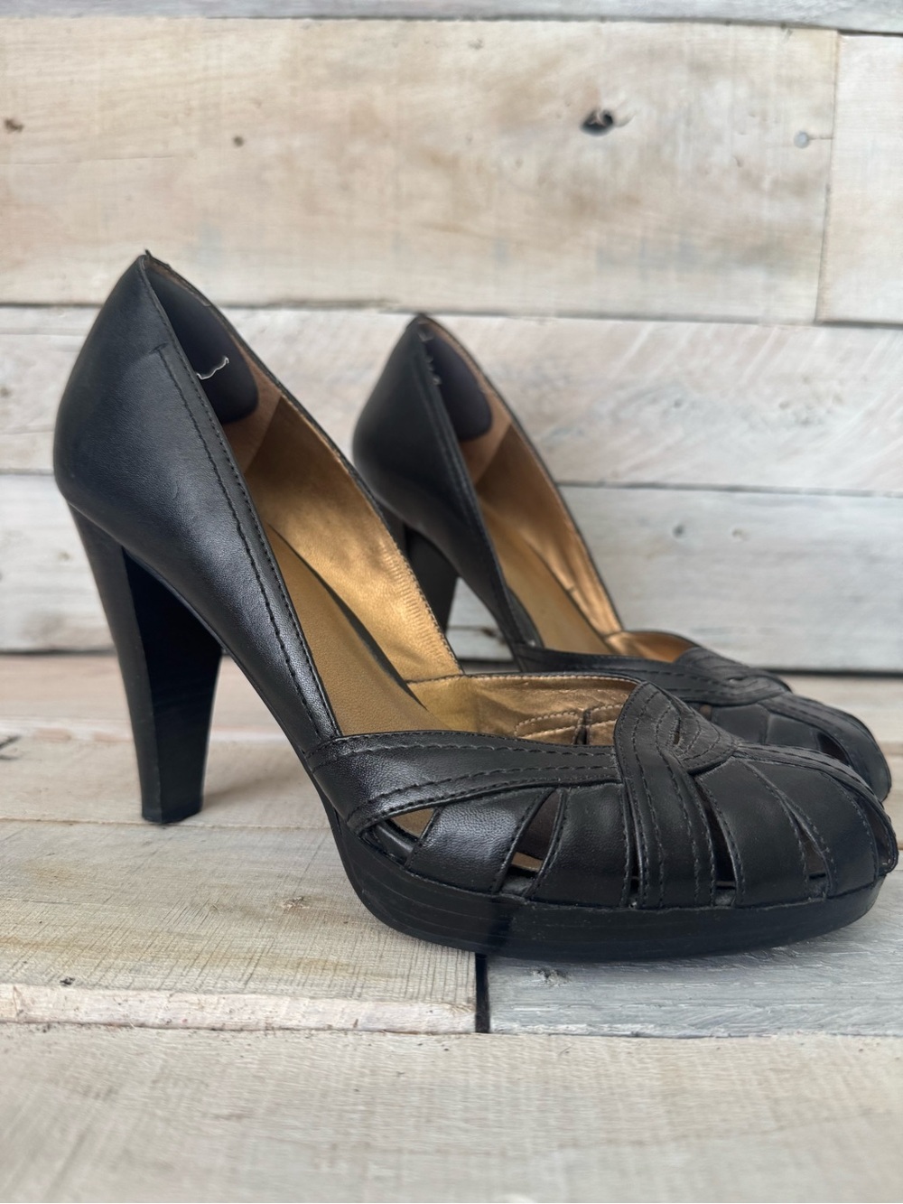 Guess Black Leather Heels Women’s 8